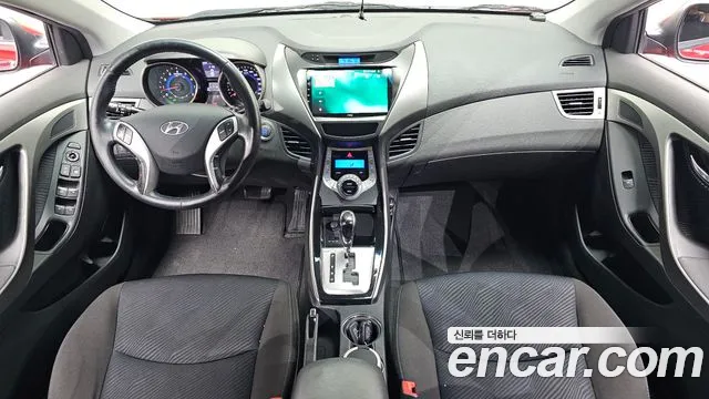 Hyundai Avante 2010 thumb 7