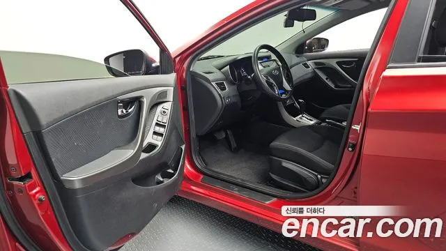 Hyundai Avante 2010 thumb 10