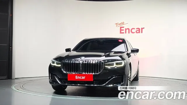 BMW 7-Series 2019 thumb 3