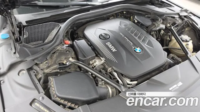 BMW 7-Series 2019 thumb 6