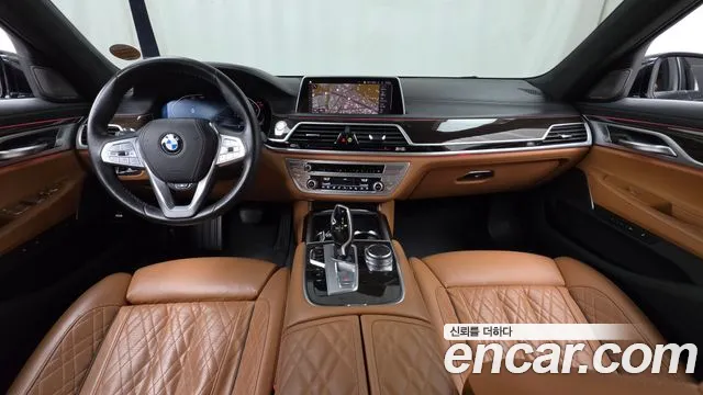 BMW 7-Series 2019 thumb 7