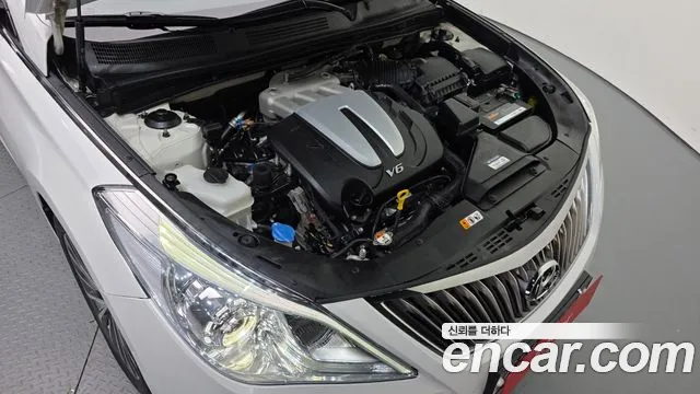 Hyundai Grandeur 2013 thumb 6