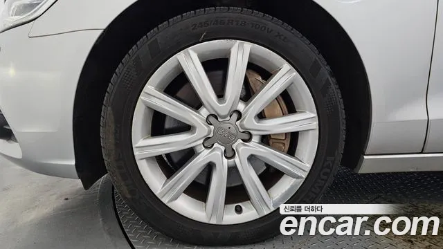 Audi A6 2014 thumb 5