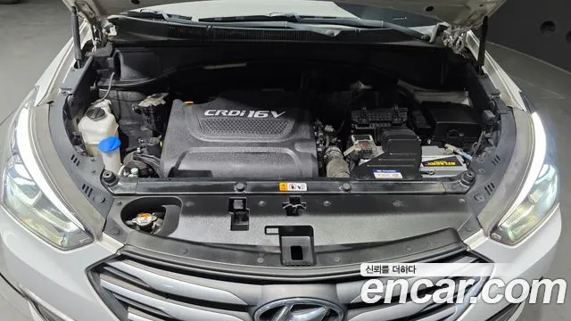 Hyundai Santa Fe 2017 thumb 6