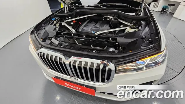 BMW X7 2022 thumb 5
