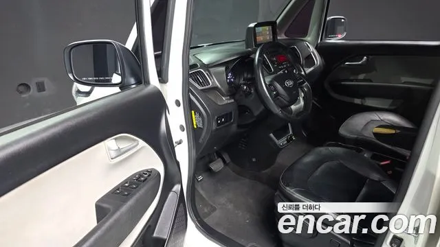 Kia Ray 2016 thumb 10
