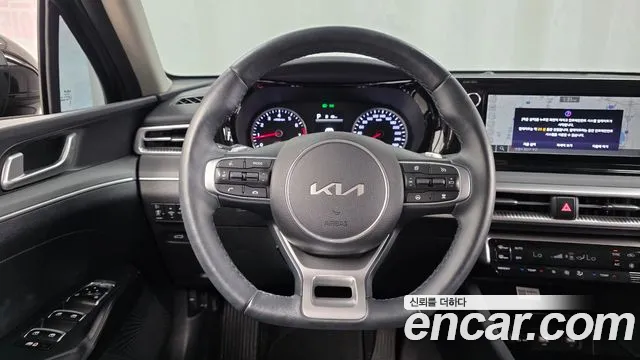 Kia K5 2023 thumb 12