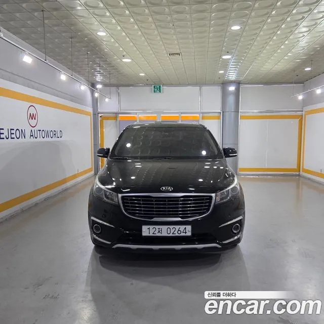 Kia Carnival 2017 1