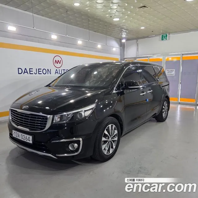 Kia Carnival 2017 thumb 3