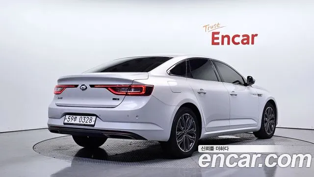 Renault Megane 2016 thumb 2