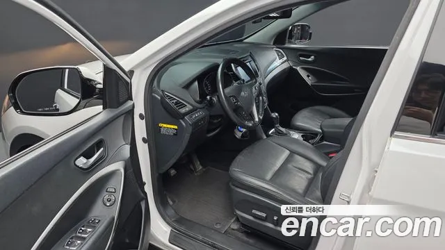 Hyundai Santa Fe 2016 thumb 10