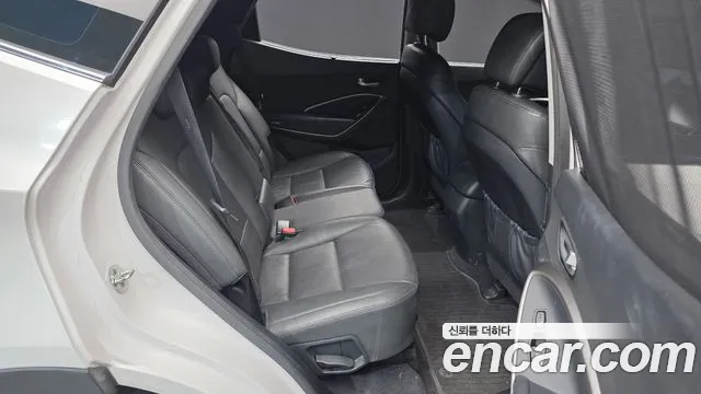 Hyundai Santa Fe 2016 thumb 12