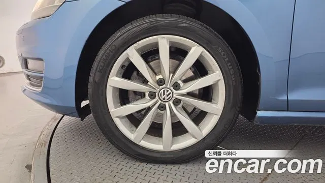 Volkswagen Golf Sportsvan 2014 thumb 5