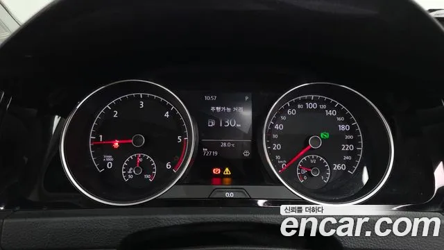 Volkswagen Golf Sportsvan 2014 thumb 8