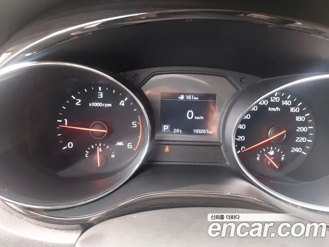 Kia Carnival 2019 thumb 8