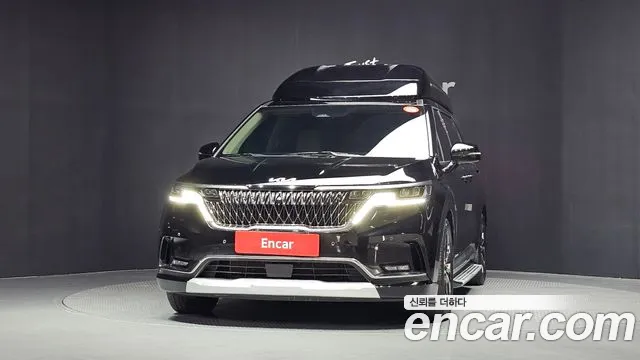Kia Carnival 2023 thumb 3