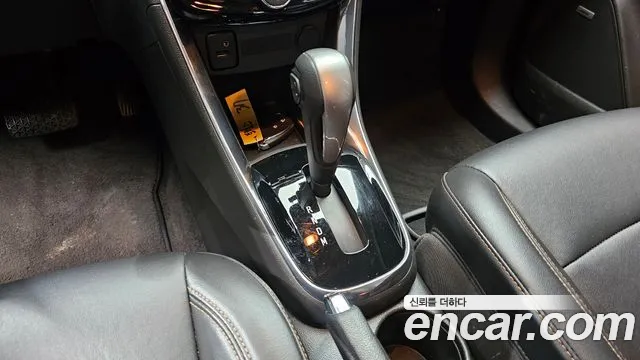 Chevrolet Tracker 2018 thumb 9