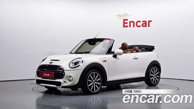 Mini Cooper Convertible 2016 thumb 11