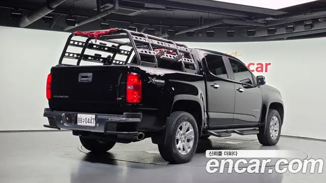 Chevrolet Colorado 2021 thumb 2