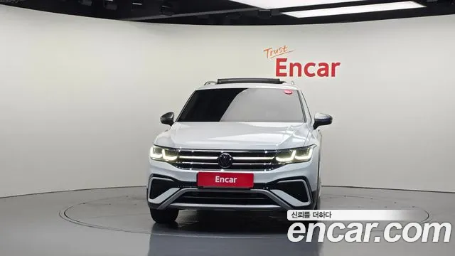 Volkswagen Tiguan 2022 thumb 3