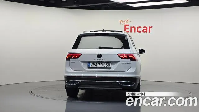 Volkswagen Tiguan 2022 thumb 4