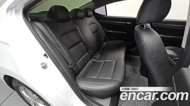 Hyundai Avante 2019 thumb 11