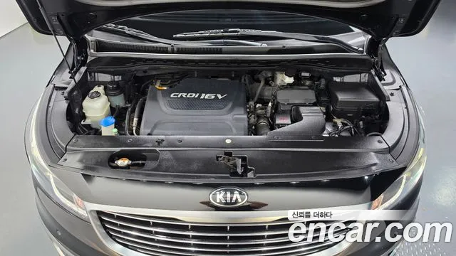 Kia Carnival 2014 thumb 6