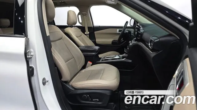 Ford Explorer 2019 thumb 11