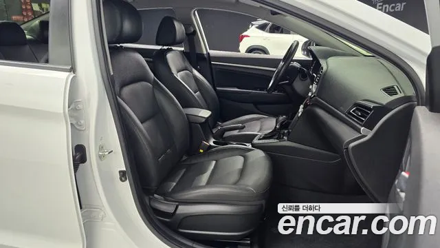Hyundai Avante 2020 thumb 10