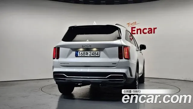 Kia Sorento 2023 thumb 4