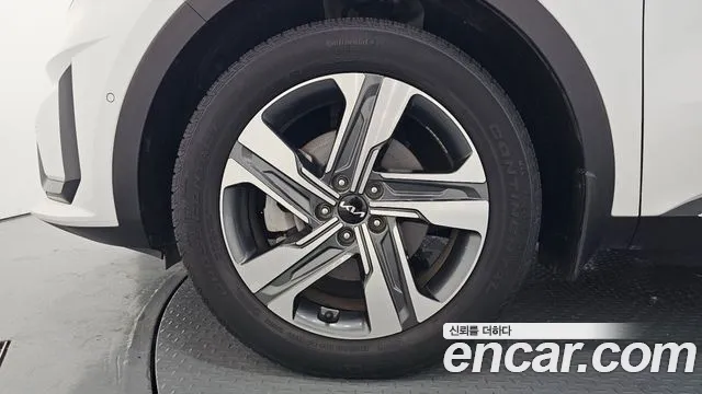 Kia Sorento 2023 thumb 5