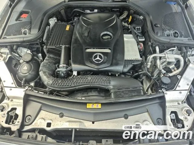 Mercedes-Benz E-Класс 2017 thumb 5