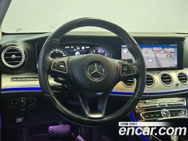 Mercedes-Benz E-Класс 2017 thumb 9