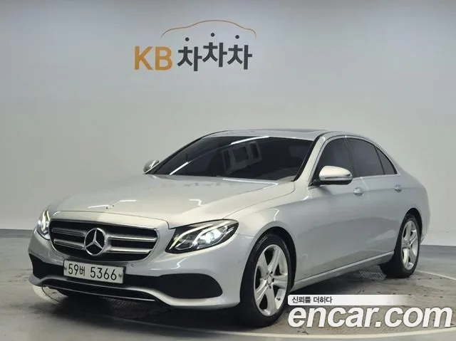 Mercedes-Benz E-Класс 2017 thumb 12