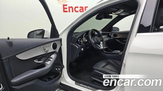 Mercedes-Benz GLC 2020 thumb 10