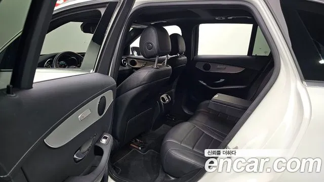 Mercedes-Benz GLC 2020 thumb 12
