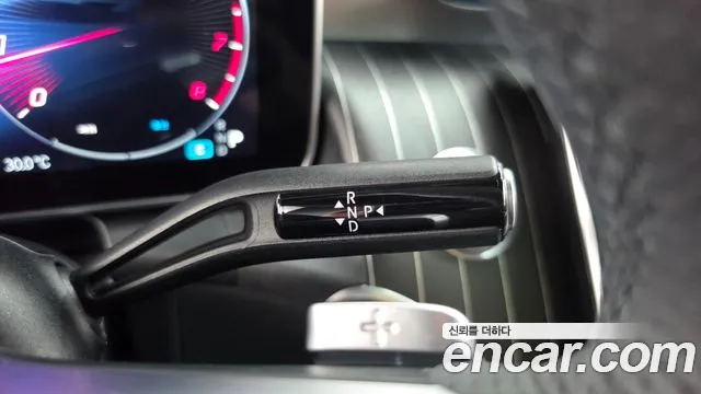 Mercedes-Benz GLC 2023 thumb 9