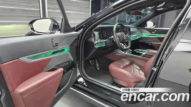 BMW 7 серии 2022 thumb 10