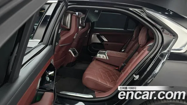 BMW 7 серии 2022 thumb 12