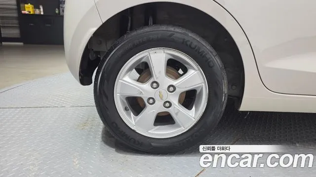 Chevrolet Spark 2017 thumb 5