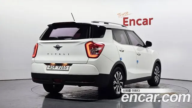 KG_Mobility_Ssangyong TIBOLI 2018 thumb 2