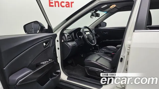 KG_Mobility_Ssangyong TIBOLI 2018 thumb 10