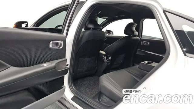 Hyundai IONIQ 6 2022 thumb 11
