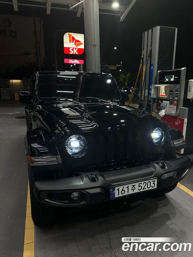 Jeep Wrangler 2023 thumb 3