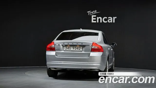 Volvo S80 2008 thumb 4