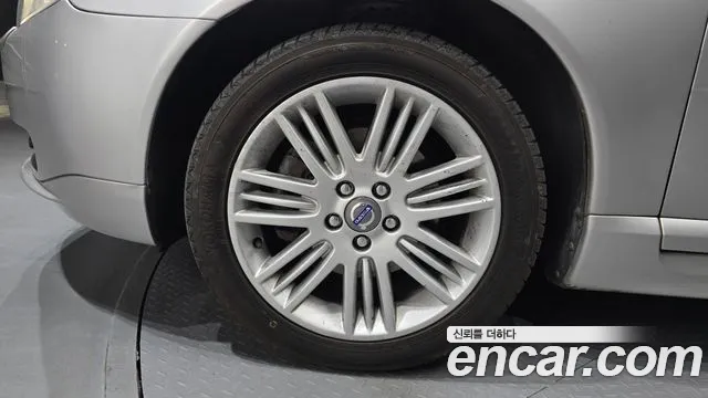 Volvo S80 2008 thumb 5