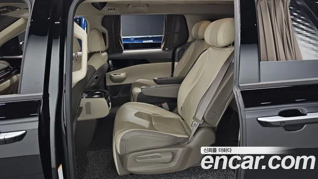 Kia Carnival 2025 thumb 11