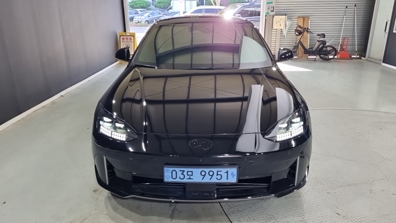 Hyundai IONIQ 6 2022 thumb 3