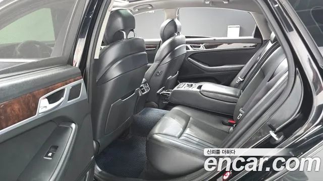 Hyundai Genesis 2014 thumb 11