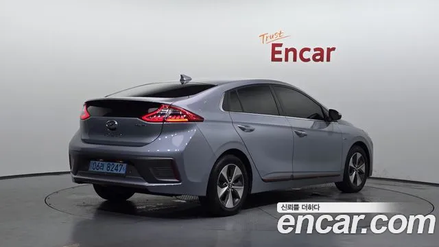 Hyundai IONIQ 6 2017 thumb 2